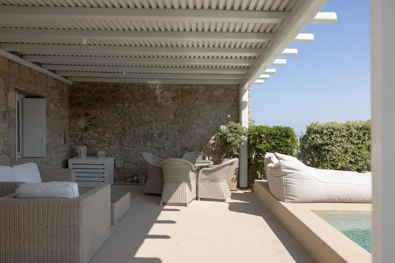 Amaris Mykonian Residence أورنوس