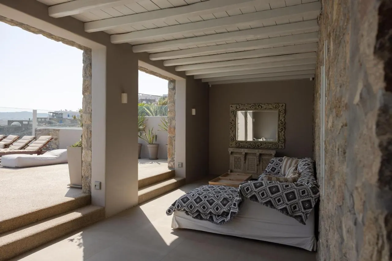 Amaris Mykonian Residence أورنوس