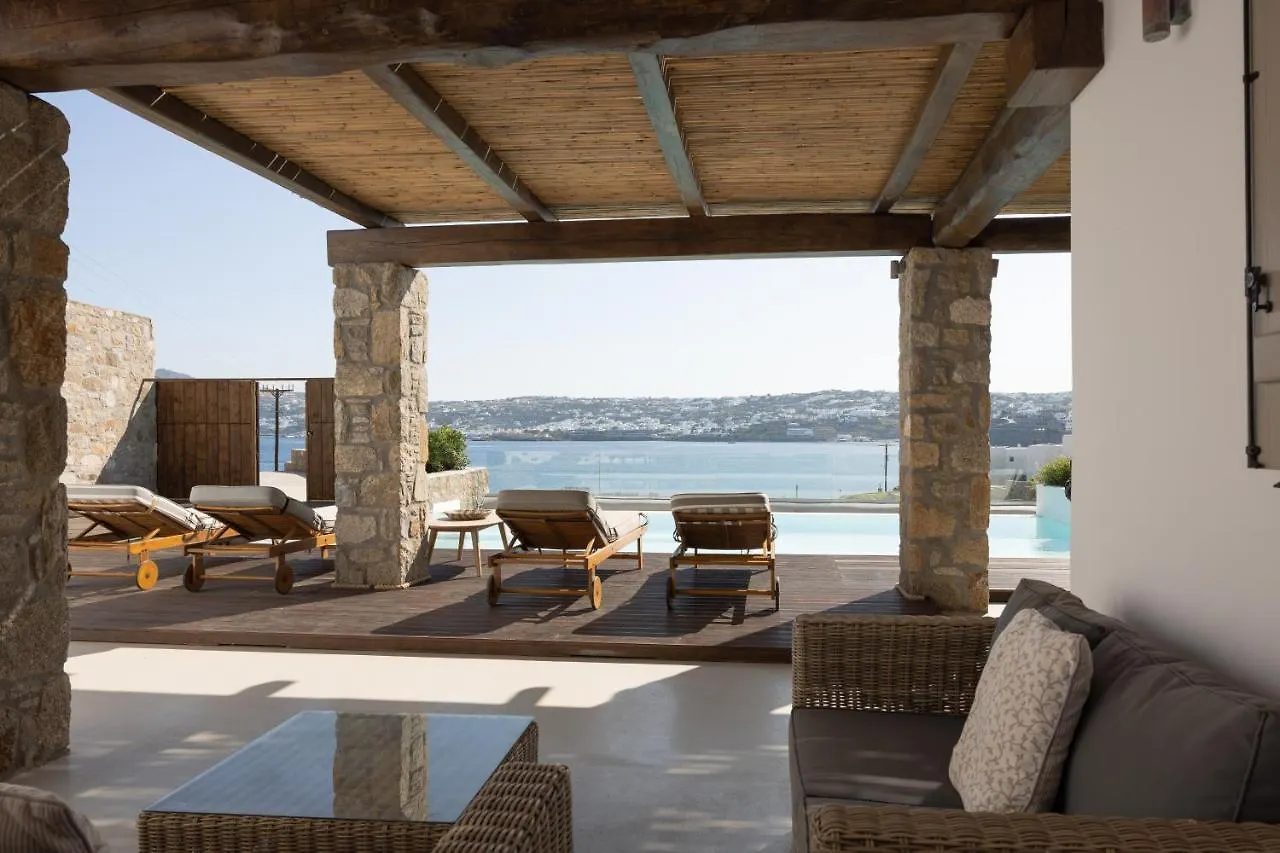 Amaris Mykonian Residence أورنوس