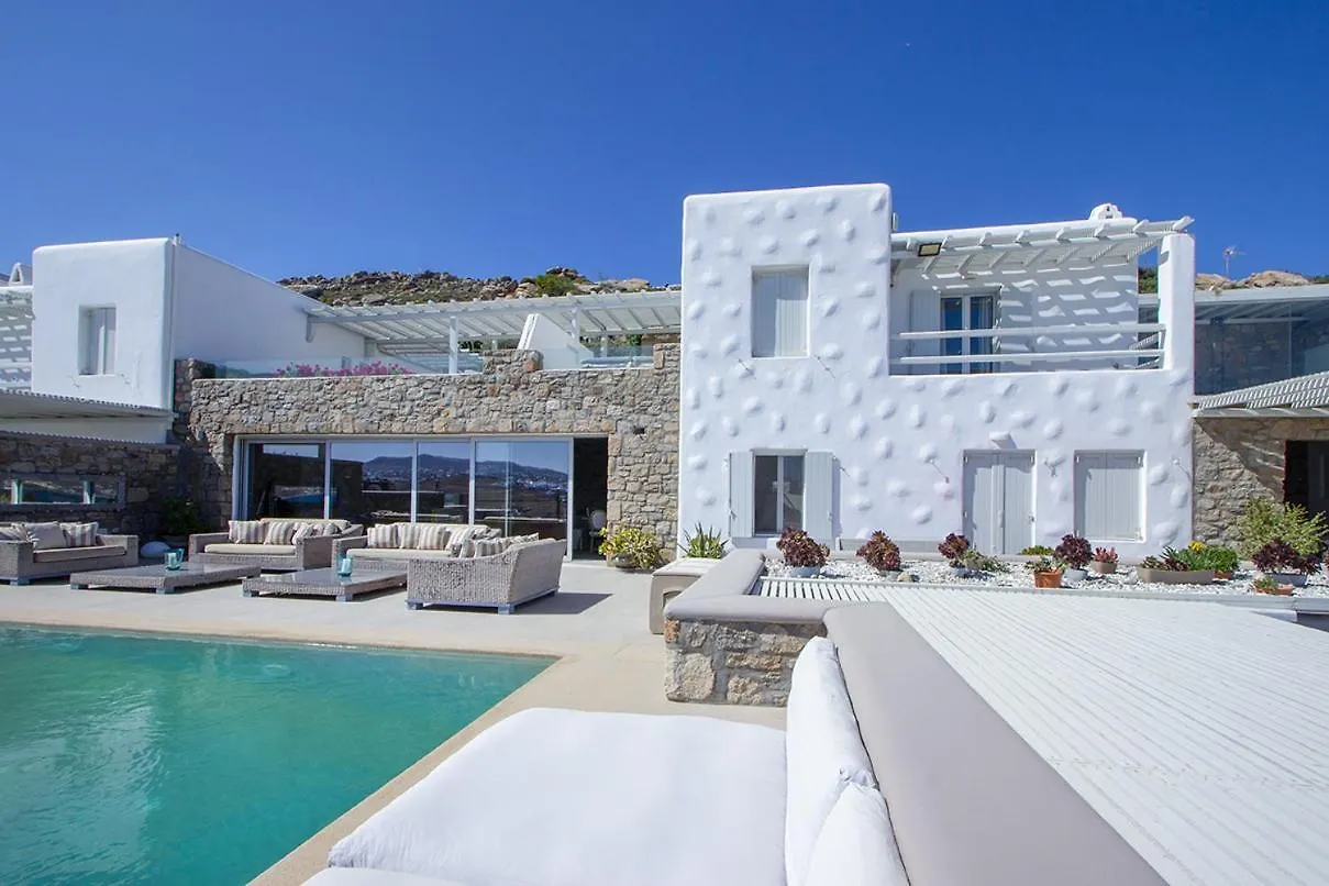 Amaris Mykonian Residence أورنوس